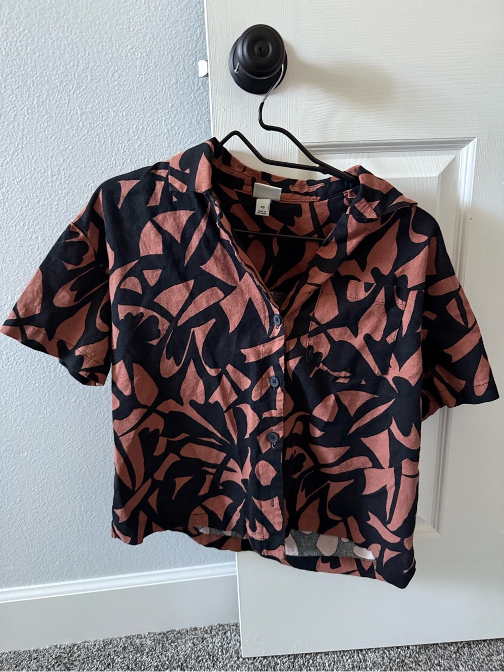 a new day Black and Rust Short-Sleeve Button-Front Top